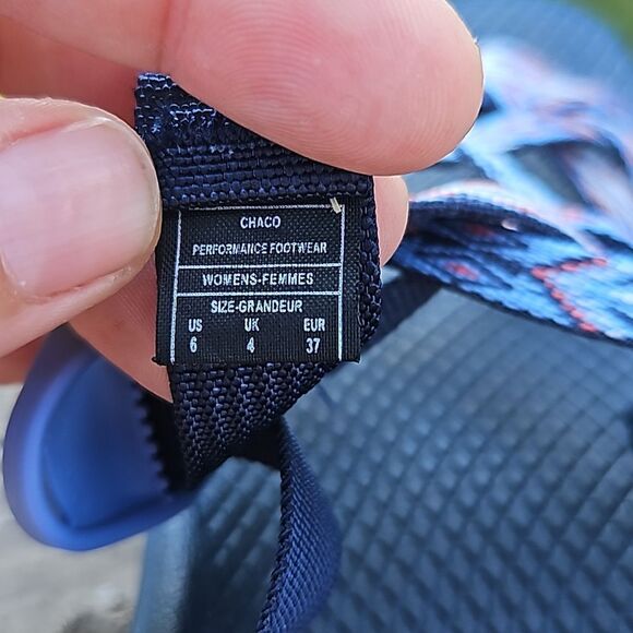 Chaco Z/X2 red white blue diamond geometric sandals size 6 - Picture 6 of 7